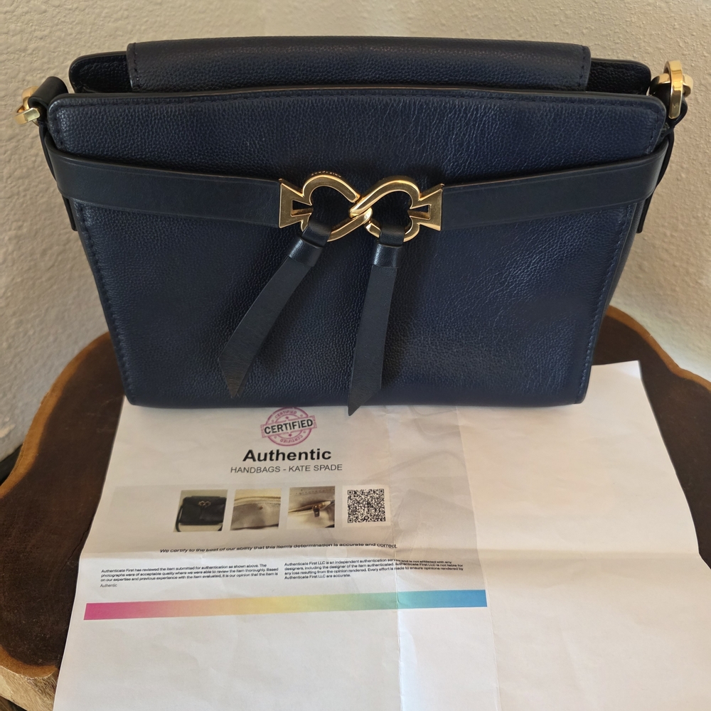 Kate Spade Navy Leather Crossbody"Toujours" CoA - Picture 4 of 14